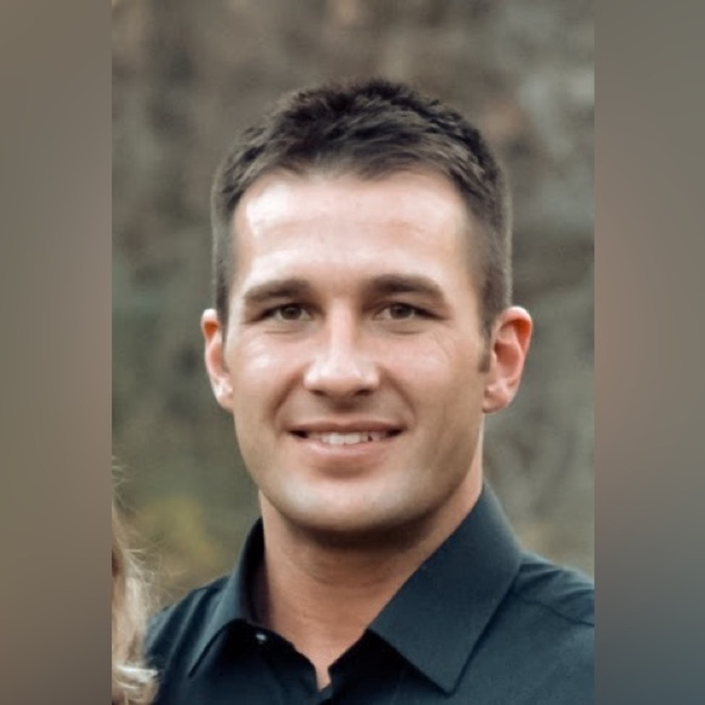 Meet your Posher, Derek